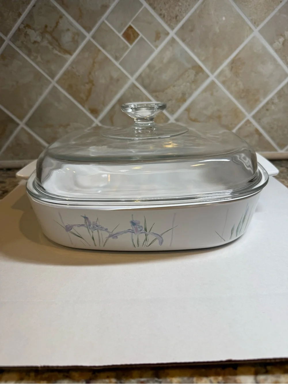CorningWare Shadow Iris 2.5L A-10-B Casserole with Pyrex A-12-C Lid